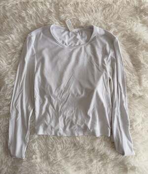 Yogalicious Heavenly Rib Kathleen Crop Long Sleeve Top, Size M